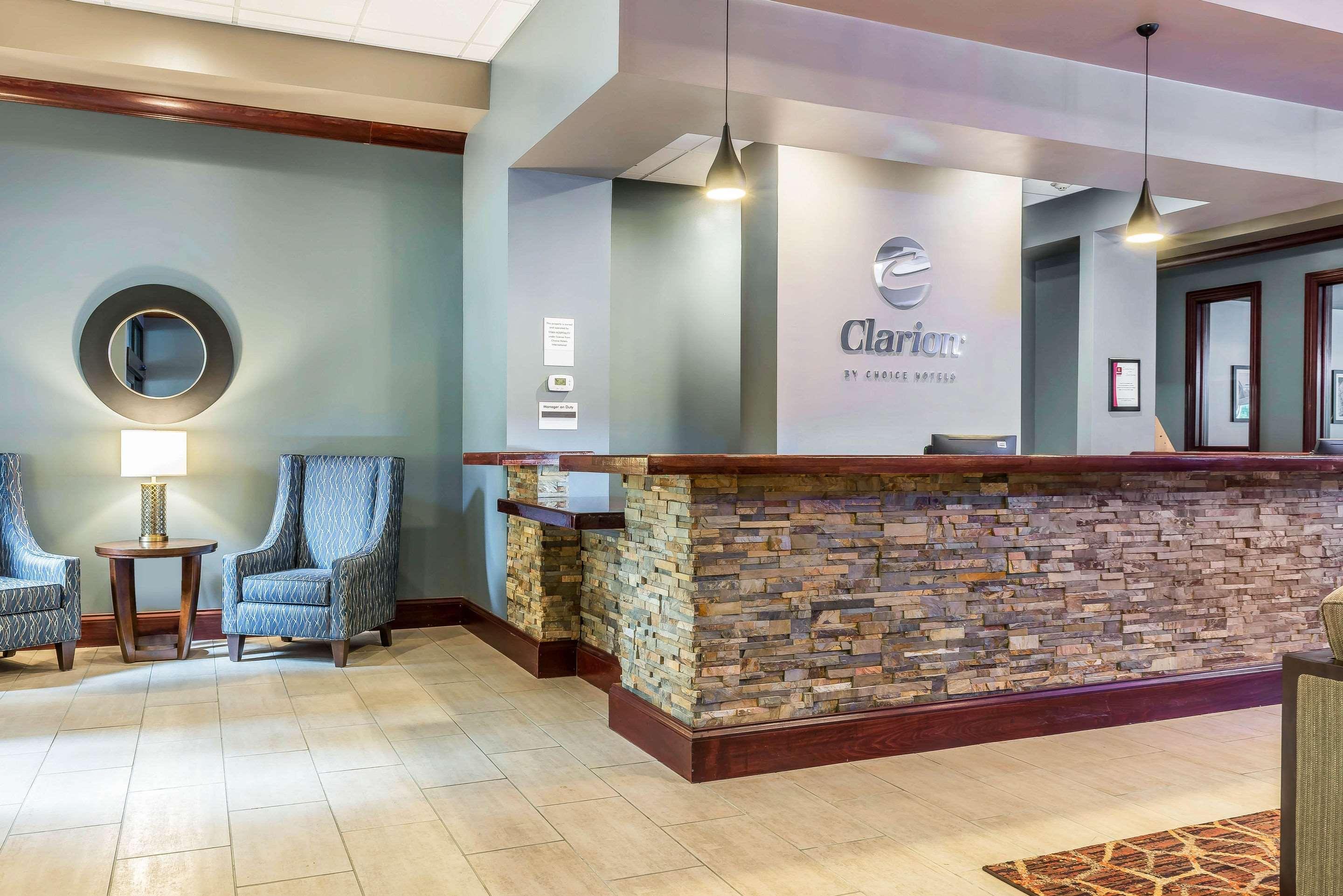 Clarion Inn Belle Vernon Eksteriør billede